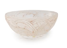 Lalique; Lalique 'Pinsons' clear and frosted crystal bowl, designed 1933, post 1945