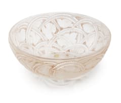 Lalique; Lalique 'Pinsons' clear and frosted crystal bowl, designed 1933, post 1945