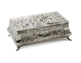 A Dutch silver repousé box, maker's mark GS, standard .833, 1933