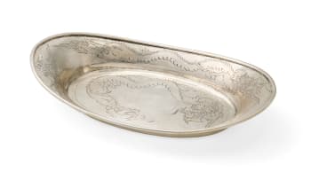 A Chinese Export silver dish, c.1890-1930