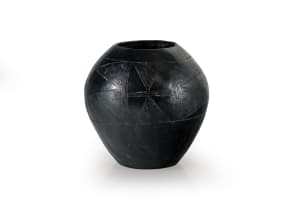 Unrecorded artist; Ukhamba (Traditional isiZulu Vessel) with incised geometric design
