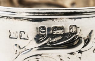 An Edward VII silver miniature cup and bowl, Henry Matthews, Birmingham, 1903