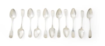 Eleven Irish silver fiddle pattern spoons, Thomas Townsend, Dublin, 1814