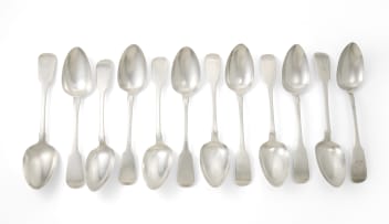 Twelve Irish fiddle pattern spoons, Thomas Maning, Dublin, 1833