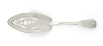 A George III silver fiddle and shell pattern fish slice, maker's mark IT, London, 1802