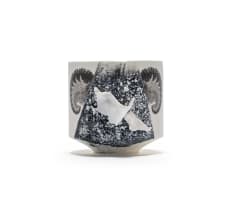 Eugene Hön; Ashes to Ashes VI