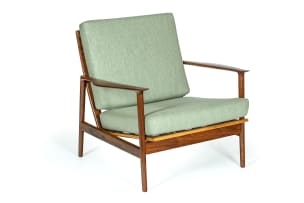 Ib Kofod-Larsen; Teak lounge chair for Selig, Denmark