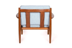 Grete Juel Jalk; 'Model 128' teak lounge chair for France & Søn, Denmark