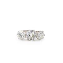 Diamond trilogy ring