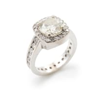 Diamond halo ring