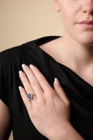 Sapphire cluster ring