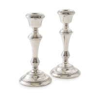 A pair of Elizabeth II silver candlesticks, W I Broadway & Co, Birmingham, 1976