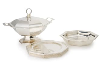 Ten Italian silver-plated underplates, Petruzzi & Branca, c.1970