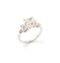 Foliate diamond ring