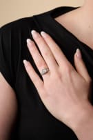 Foliate diamond ring