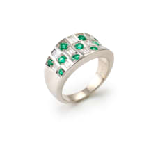 Emerald and diamond ring