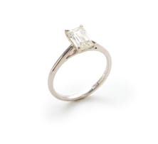 Diamond solitaire ring
