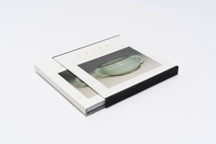 Unknown author; Catalogue of the Special Exhibition of Sung Dynasty Kuan Ware
