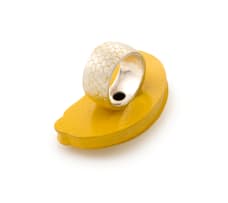 Eric Loubser; Banana Ring