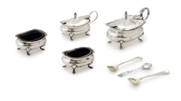 A George V silver three-piece cruet set, William Suckling Ltd, Birmingham, 1925