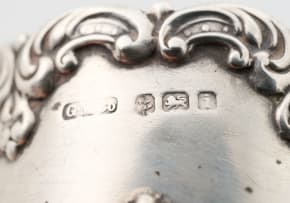 A pair of Edward VII silver napkin rings, Gorham Manufacturing Company, 1908