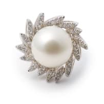 Diamond and South Sea pearl ring and bracelet set