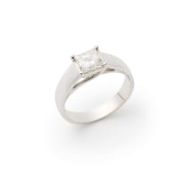 Princess-cut diamond ring
