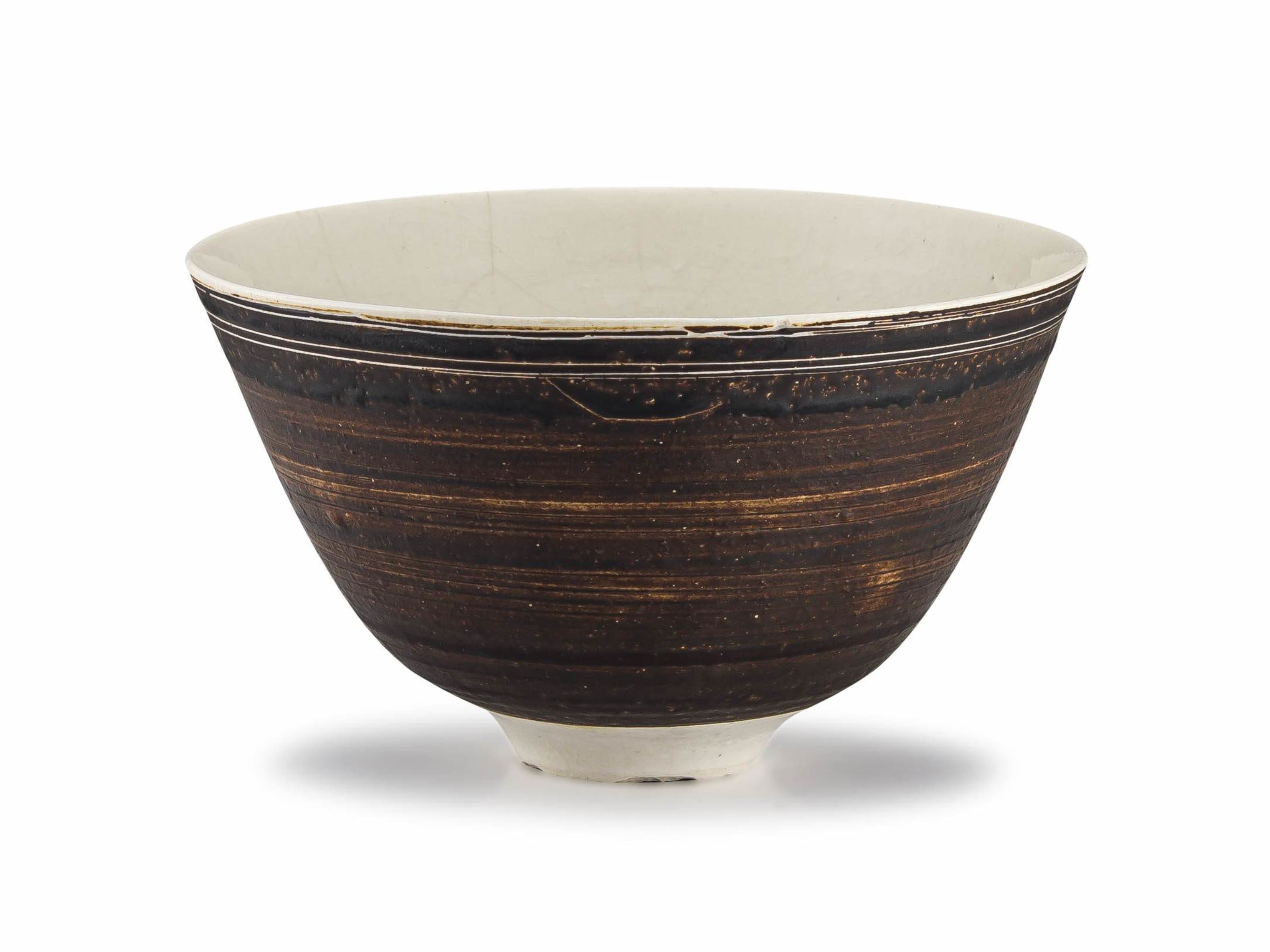 A semi mattbrown, manganese, black and whiteglazed bowl, Lucie Rie